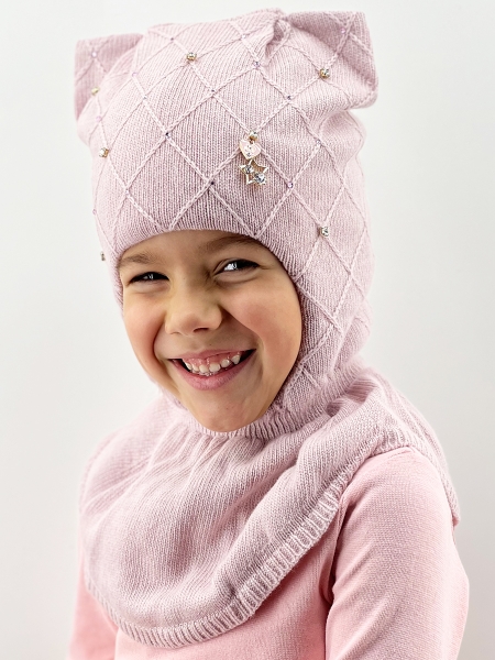 Шлем для девочки Сонечка, Миалт пудровый, зима - Шапки-шлемы зима-осень
