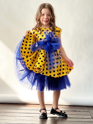 Платье для девочки праздничное БУШОН ST70, цвет желтый/синий принт горох