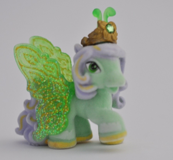 Лошадка филли бабочка, Momo - Лошадки Фили-бабочки с блестками (Filly Glitter Butterfly)