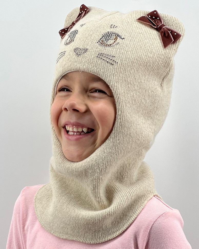 Шапка-шлем Ости св.беж - Шапки-шлемы зима-осень
