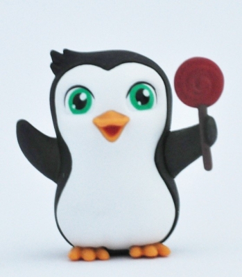 Илья, Пингвинёнок (меняет цвет в зависимости от температуры)