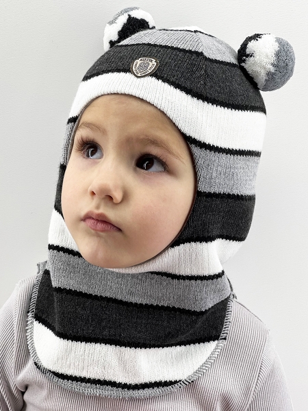 Шапка-шлем для мальчика зима, скб белый+св.серый+серый помпон - Шлемы осень-зима
