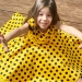Платье для девочки нарядное БУШОН ST10, стиляги цвет желтый, желтый пояс, принт синий горошек