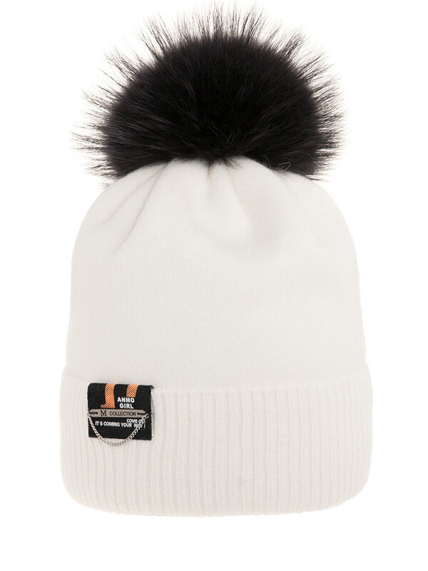 Шапка для девочки Нуар, Миалт белый, зима - Шапки с меховым помпоном