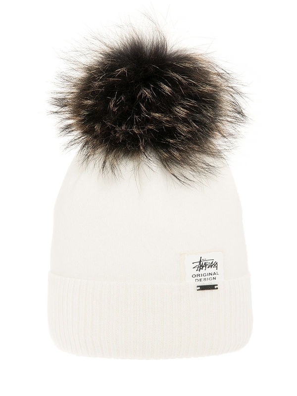 Шапка для девочки Элси, Миалт белый - Шапки с меховым помпоном