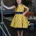 Платье для девочки нарядное БУШОН ST10, стиляги цвет желтый, синий пояс, принт синий горошек