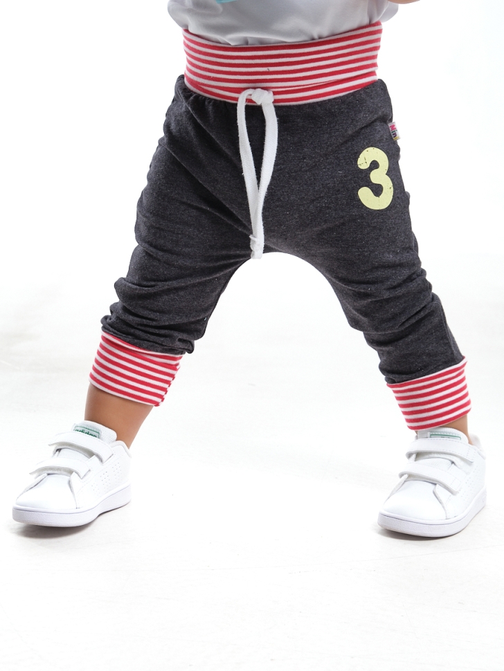 Бриджи для мальчиков Mini Maxi, модель 0983, цвет черный/меланж - Брюки спортивные (джогеры)